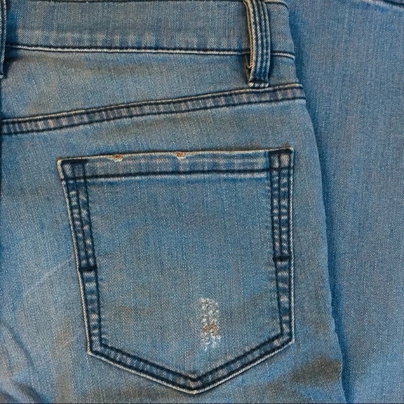 BCBGMaxAzria Tanya Terrible TwoFlare Jeans Size 28 - Picture 6 of 8